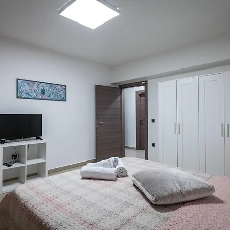 Nova Villa *